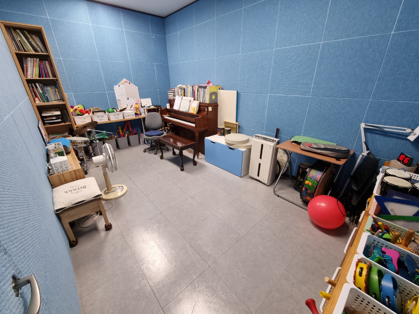 2000769928_ZQjAtmEN_8f6791b9a6df948826568a9b8202a777151b4cc4.jpg 이미지크게보기